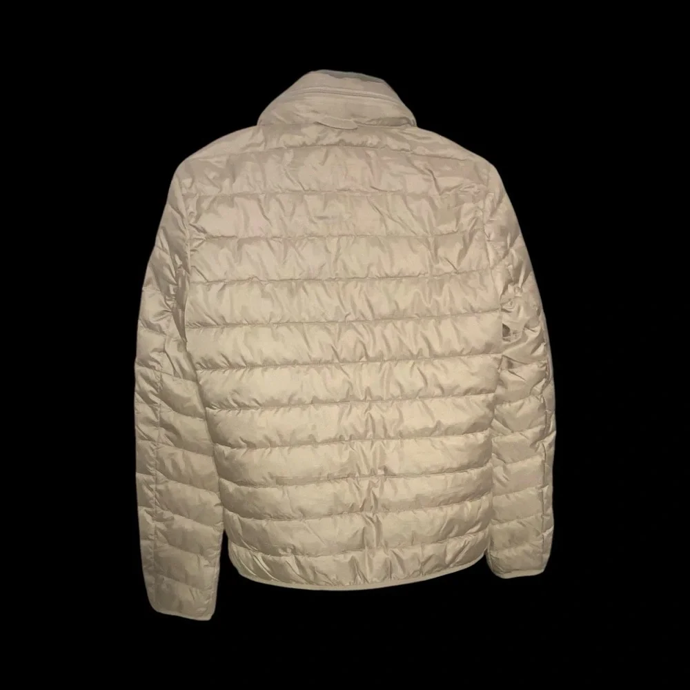 NWOT Hillsdale College Tan Packable Puffer Jacket - Picture 3 of 10